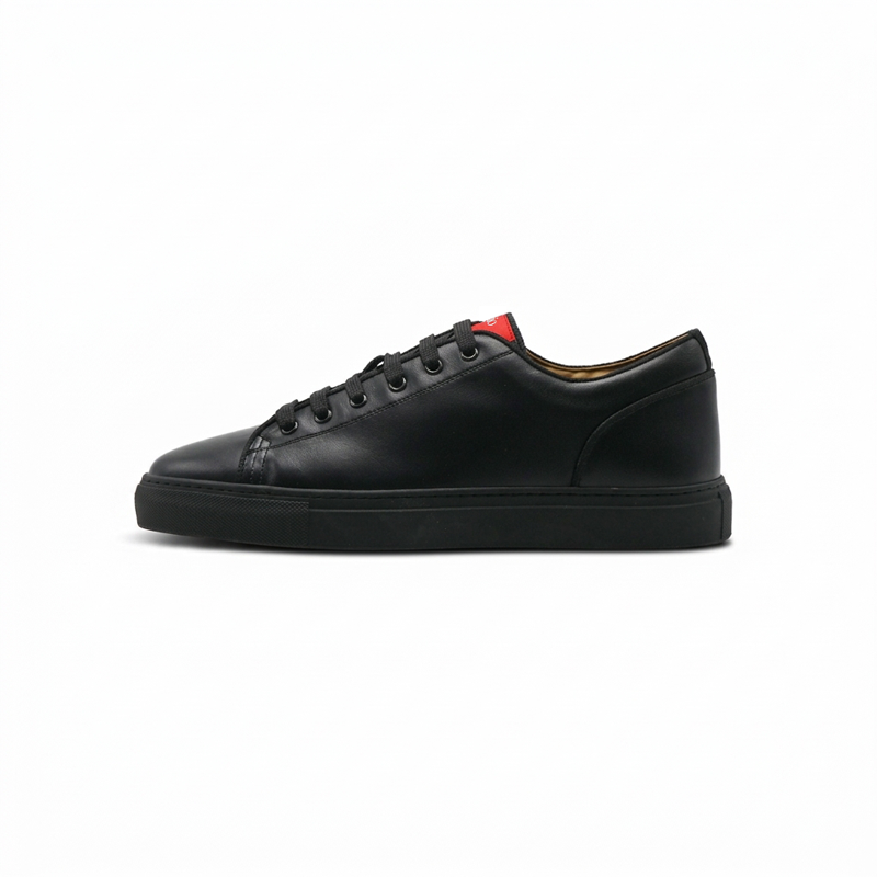 INIZIO | All Black