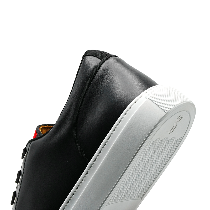 INIZIO | Black