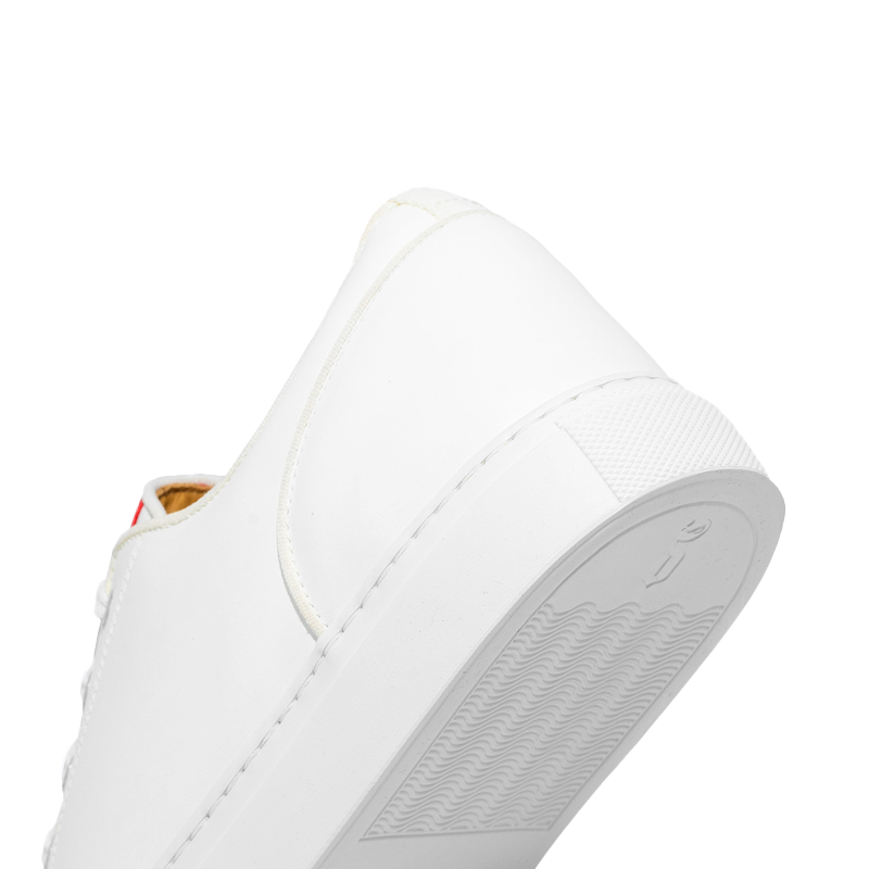 INIZIO | White